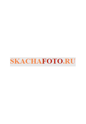 Русская брюнетка с большой жопой голая в лесу Фото 10